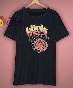 Blink 182 band shirt