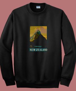 Vintage New Zealand Mitre Peak Mountain 80s Sweatshirt